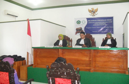 Peradilan Semu