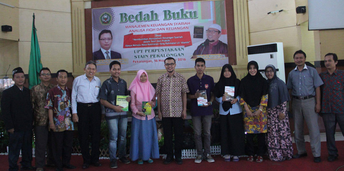 perpus bedah buku 2016 2
